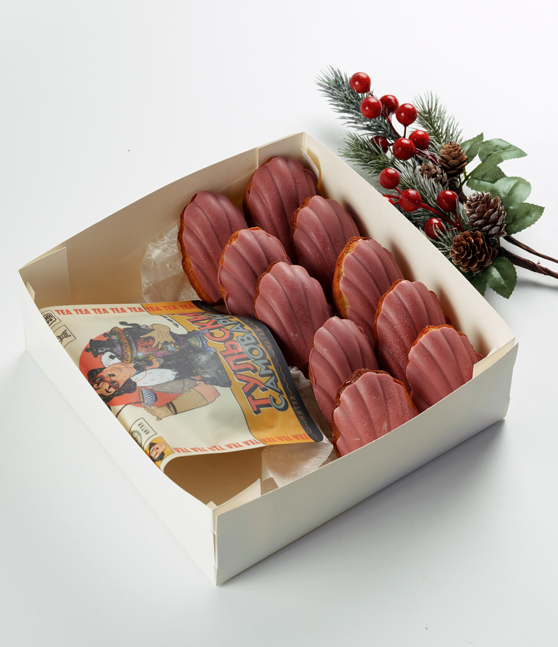 Новогодний набор «Мадлен клубничные» 