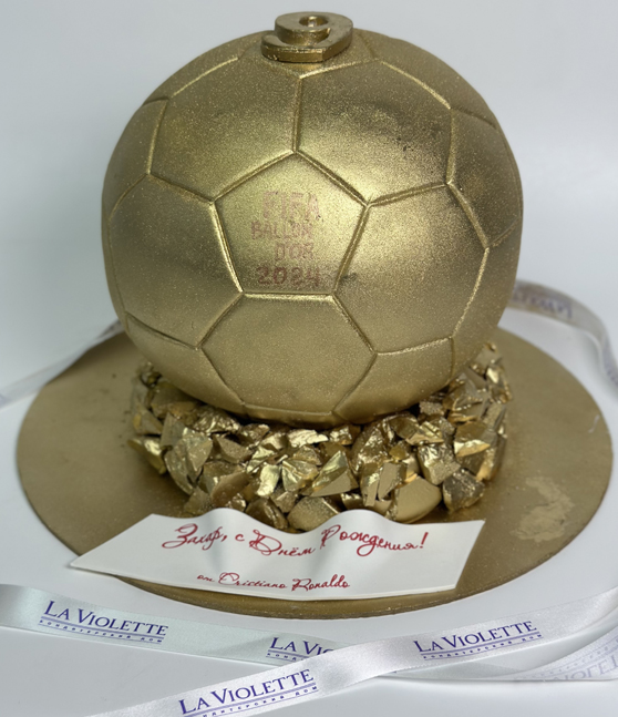 Торт на заказ «Мяч»