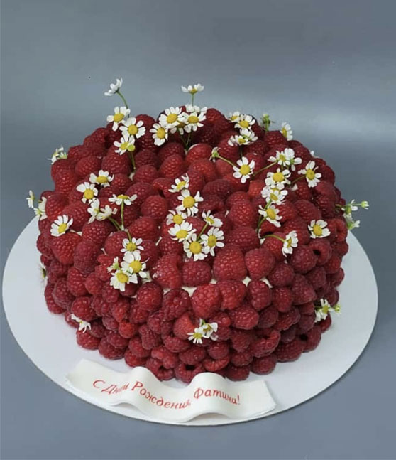 Торт «Ягодная россыпь»